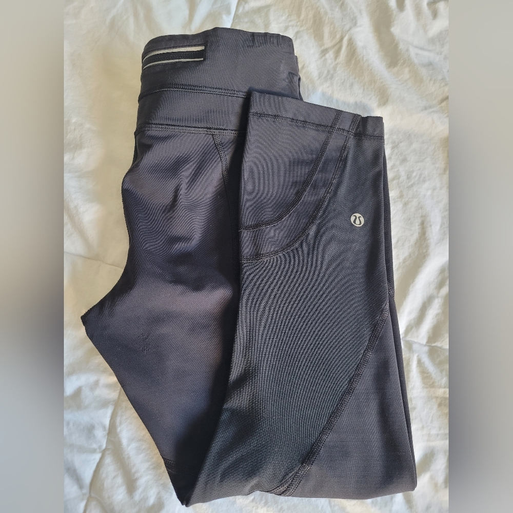 lululemon athletica Cropped Legging